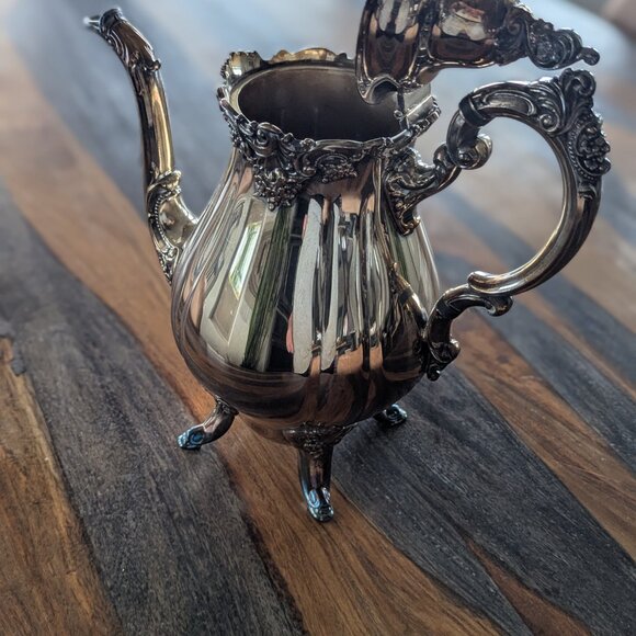 Vintage Baroque by Wallace Silver Plate Tea Pot - Picture 8 of 11